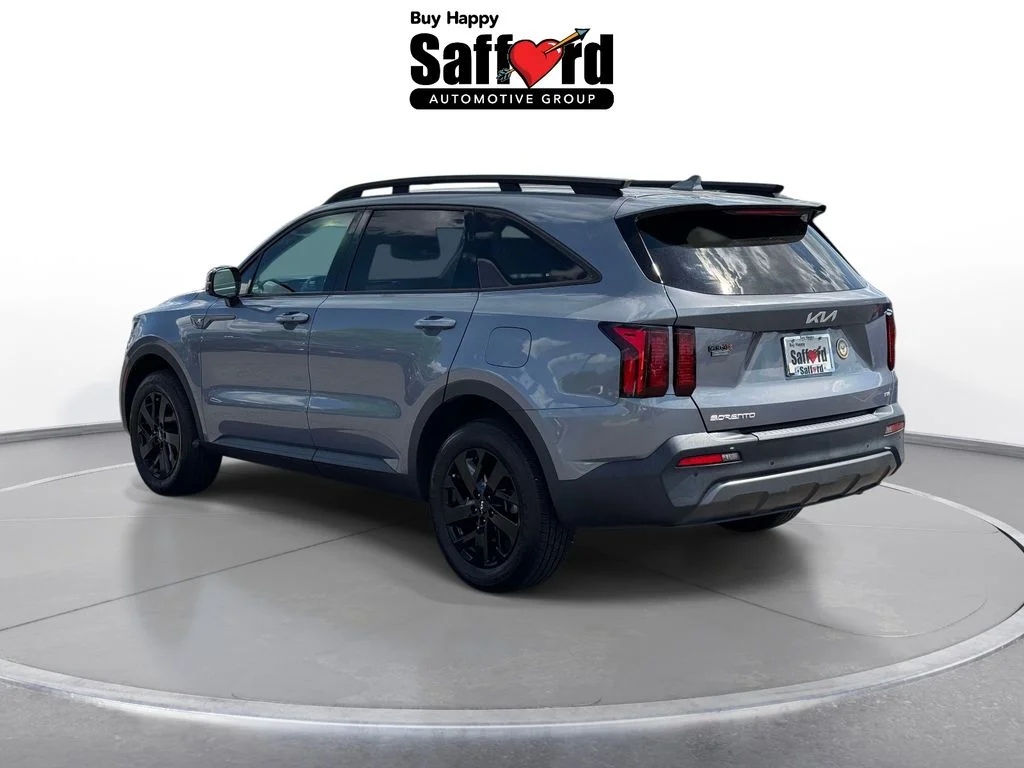 Used 2023 Silver Kia X-Line S image 5