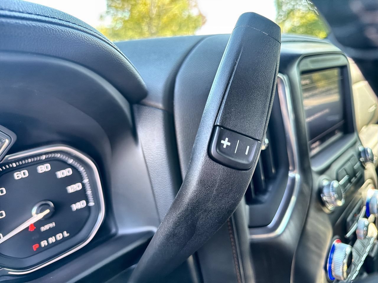 Used 2022 ONYX BLACK GMC AT4 image 14