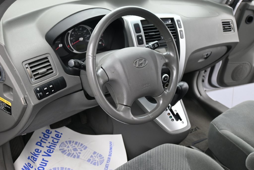 Used 2006 White Hyundai Limited image 13