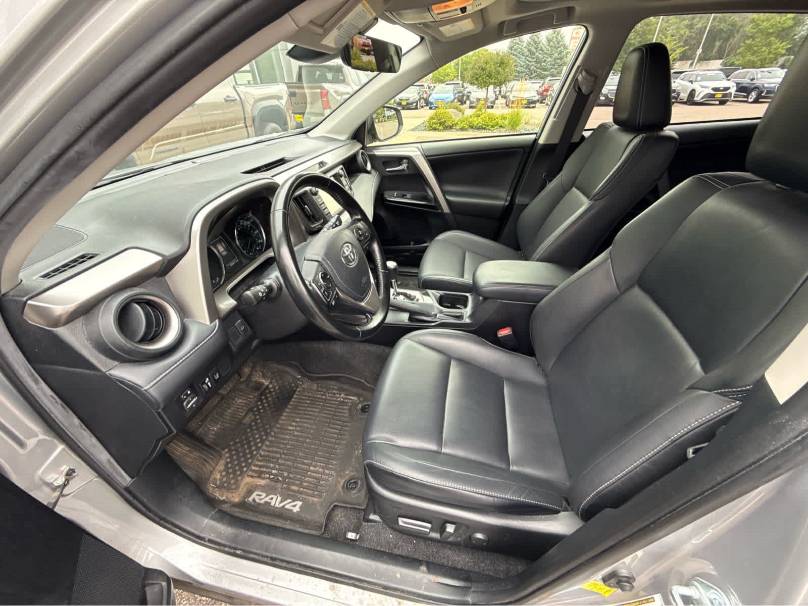 Used 2017 Silver Sky Metallic Toyota Limited image 5