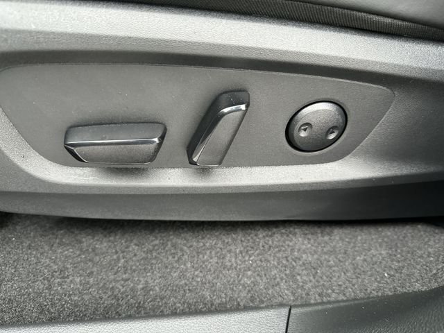 Used 2026 White Nissan Rock Creek image 16