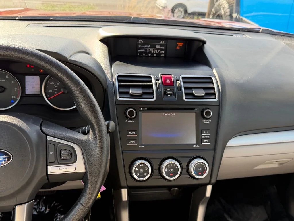 Used 2017 Venetian Red Pearl Subaru 2.5i image 21