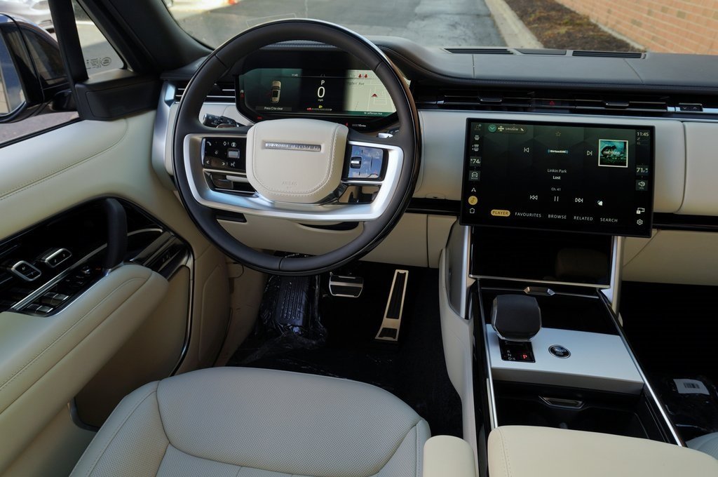 2025 LAND ROVER RANGE ROVER - Image 15