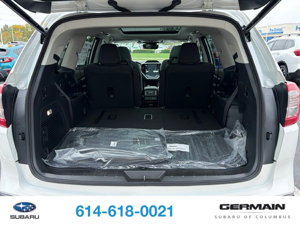 New 2027 CRYSTAL WHITE PEARL Subaru Limited 7-Passenger image 10