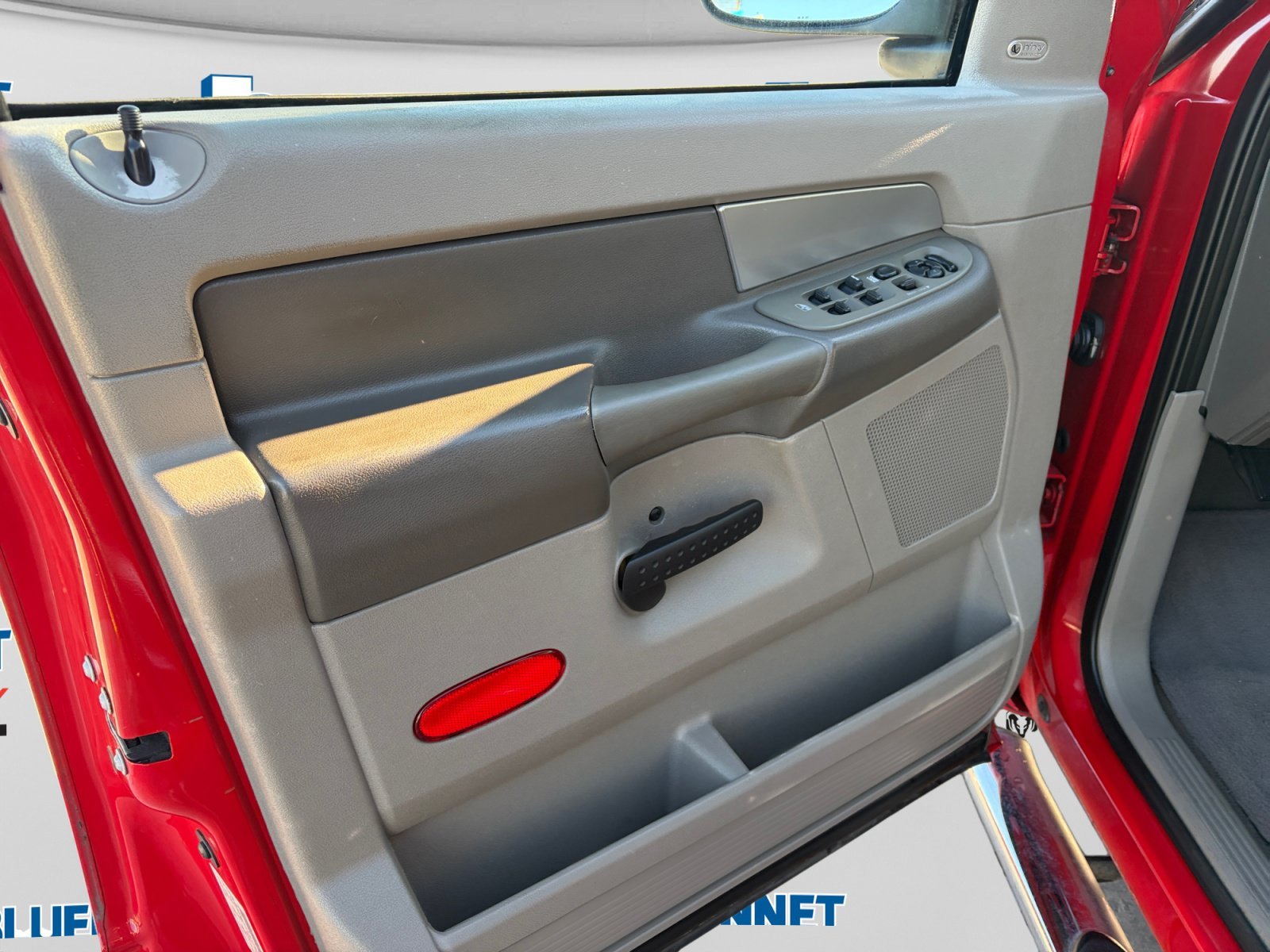 Used 2008 Flame Red Dodge SLT image 10