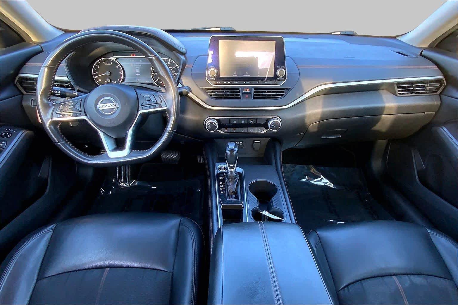 Used 2022 Brilliant Silver Metallic Nissan 2.5 SR image 15