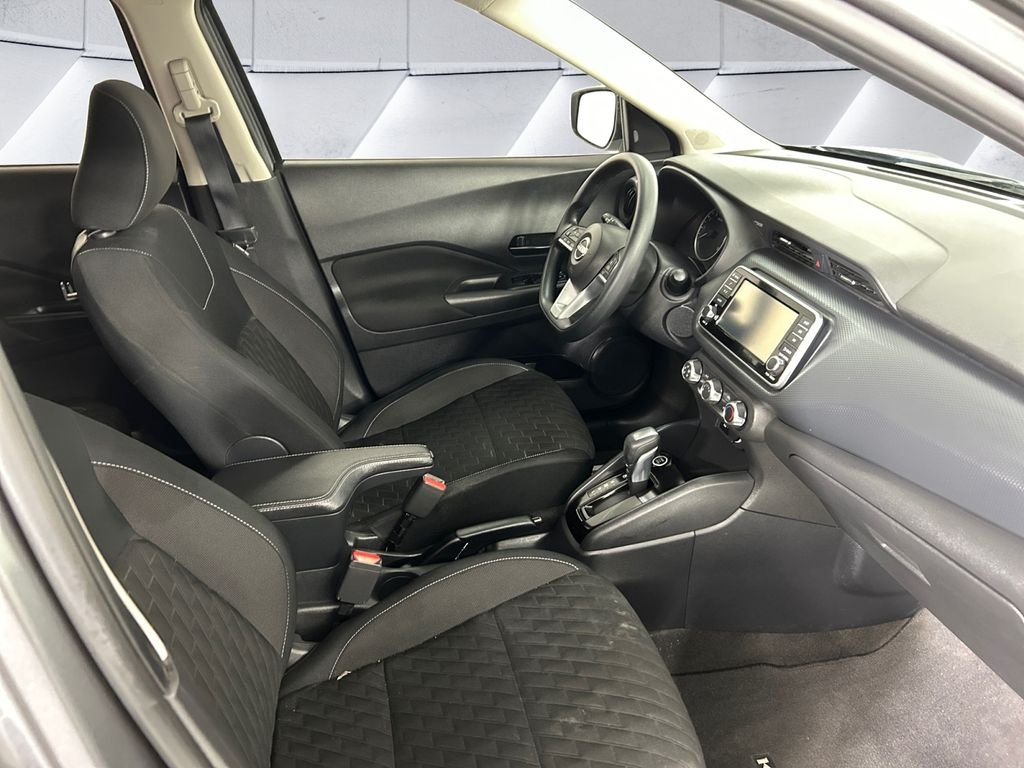 Used 2022 Gray Nissan S image 13