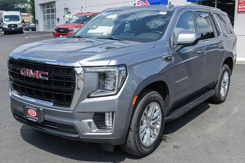 Used 2022 Gray GMC SLE image 2