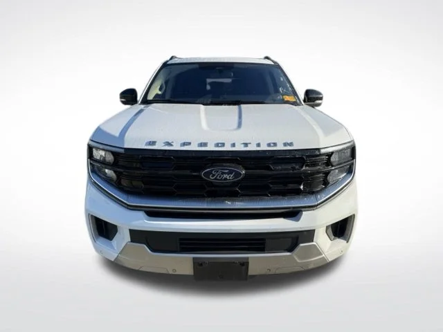Used 2025 White Ford Platinum image 2