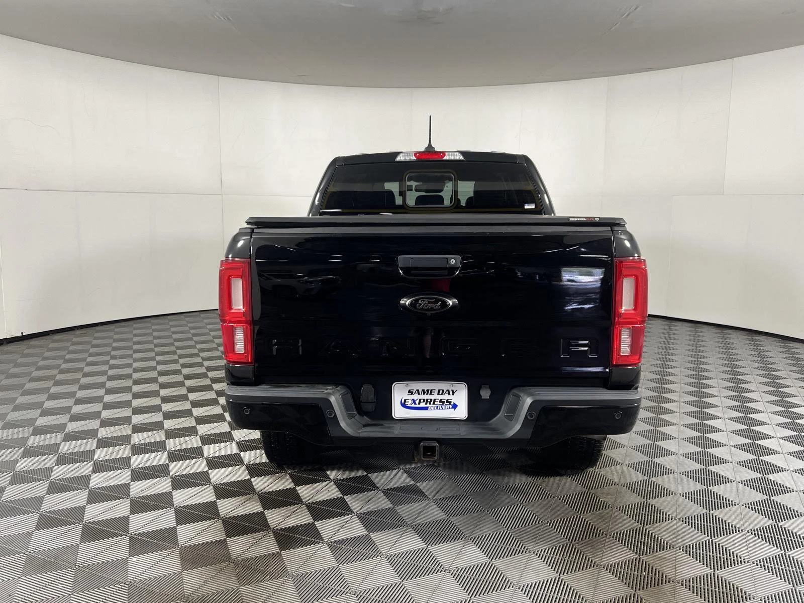 Used 2021 Shadow Black Ford  image 26