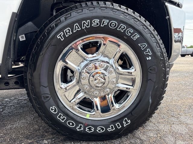 New 2026 Bright White Clear-Coat Exterior Paint RAM  image 11