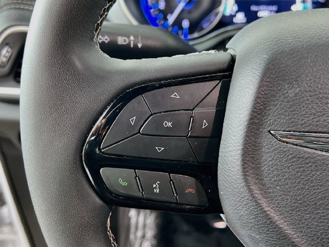 2025 Chrysler Pacifica Limited - Photo 13
