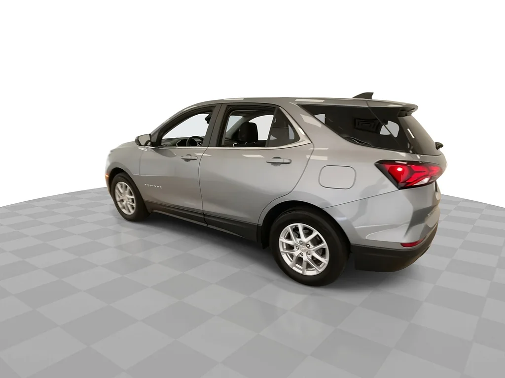 Used 2024 Sterling Gray Metallic Chevrolet LT image 7