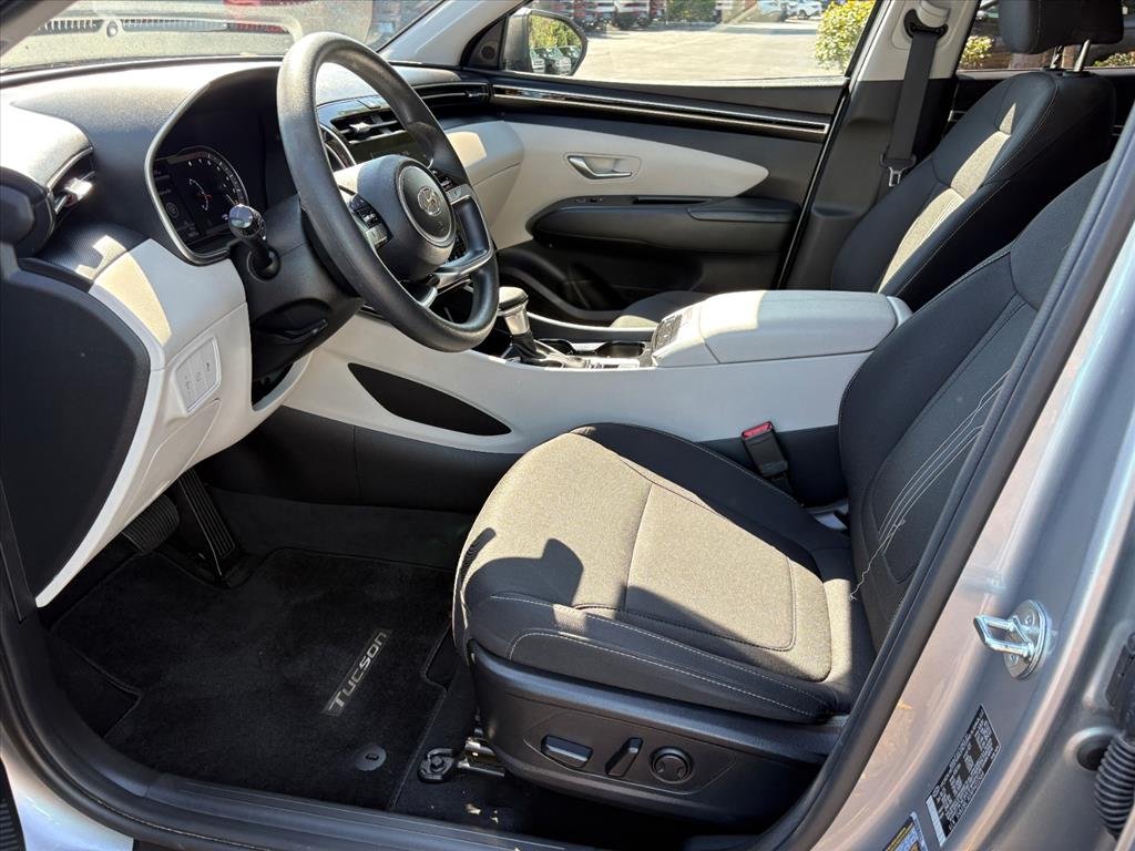 Certified Used 2023 Shimmering Silver Metallic Hyundai SEL image 14
