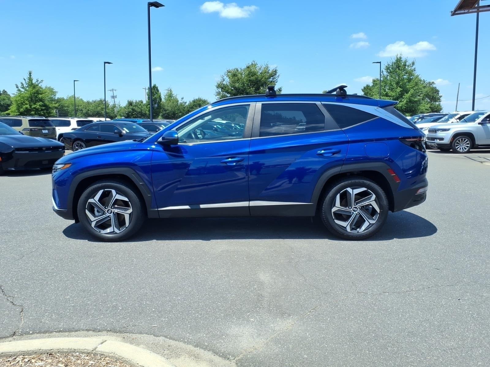 Used 2023 Intense Blue Hyundai SEL image 3