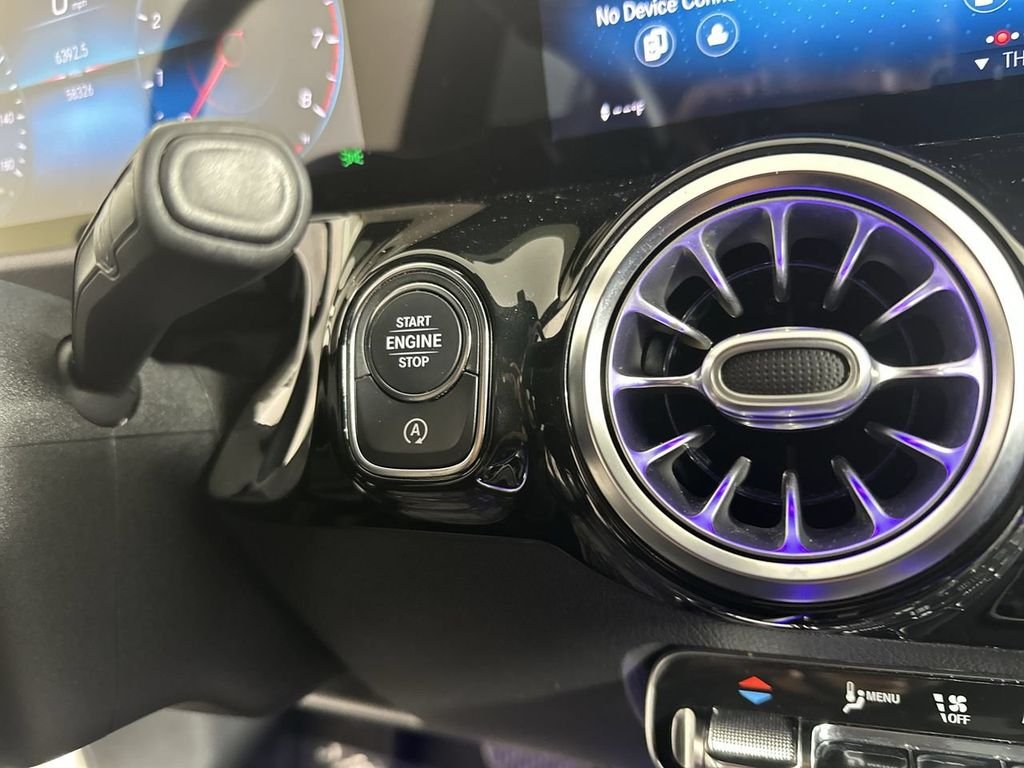 Used 2021 White Mercedes-Benz GLA 250 image 7