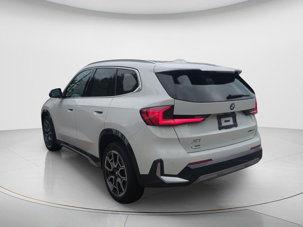 New 2026 Alpine White BMW xDrive28i image 7