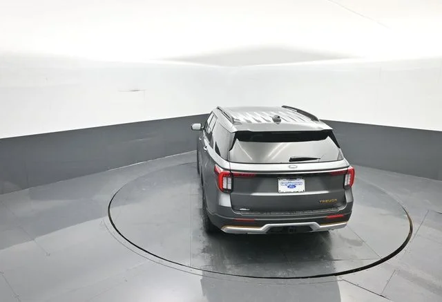 New 2026 Gray Ford Tremor image 25