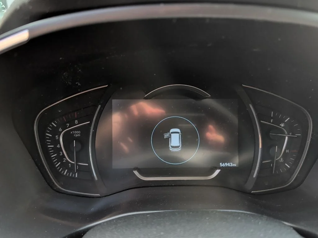 Certified Used 2020 Blue Hyundai SEL image 6