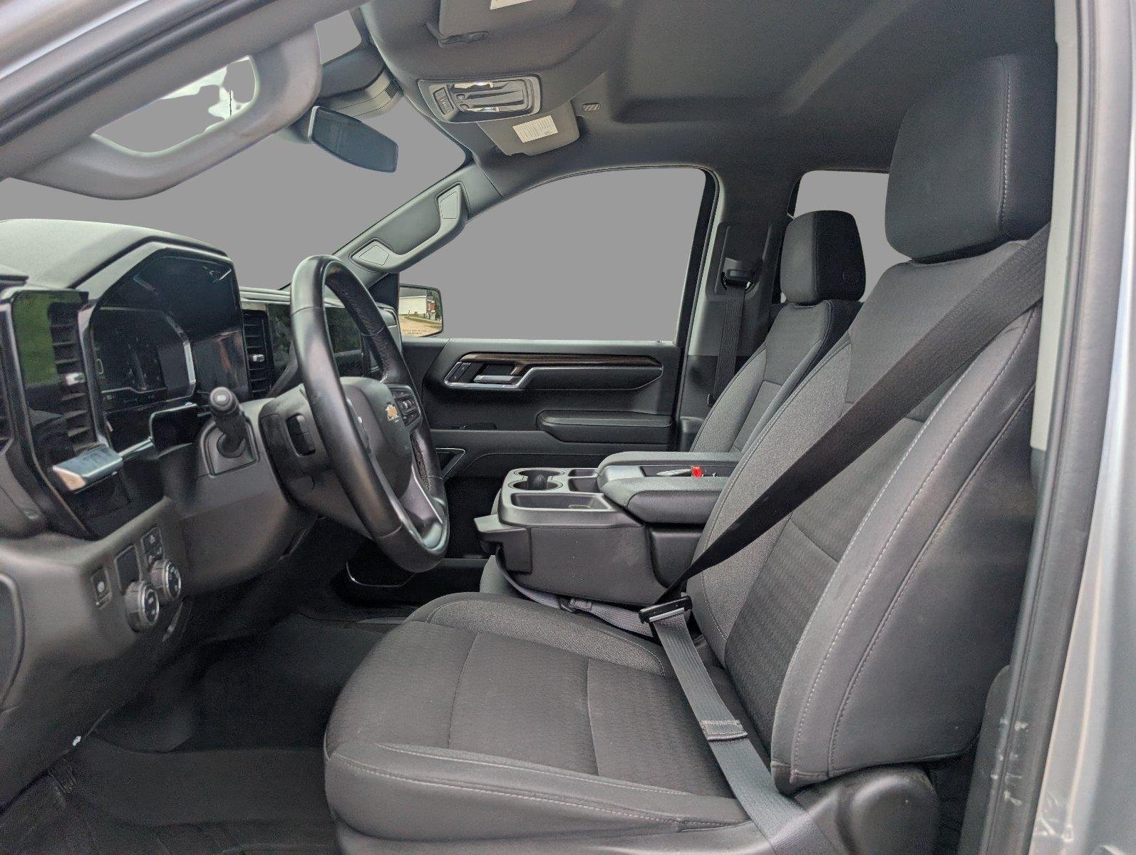 Used 2023 STERLING GRAY METALLIC Chevrolet LT image 17