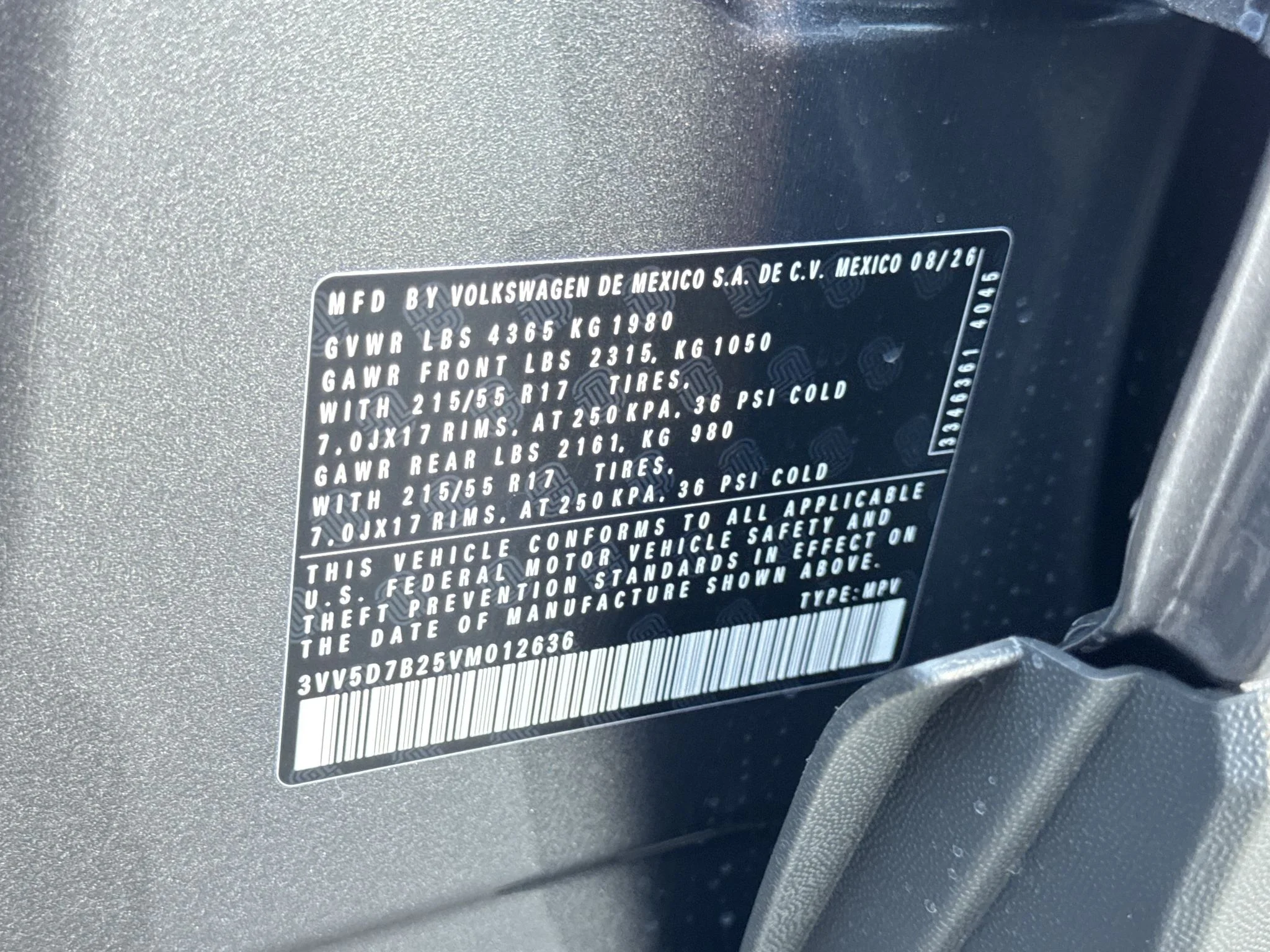 New 2027 Platinum Gray Metallic Volkswagen S image 34