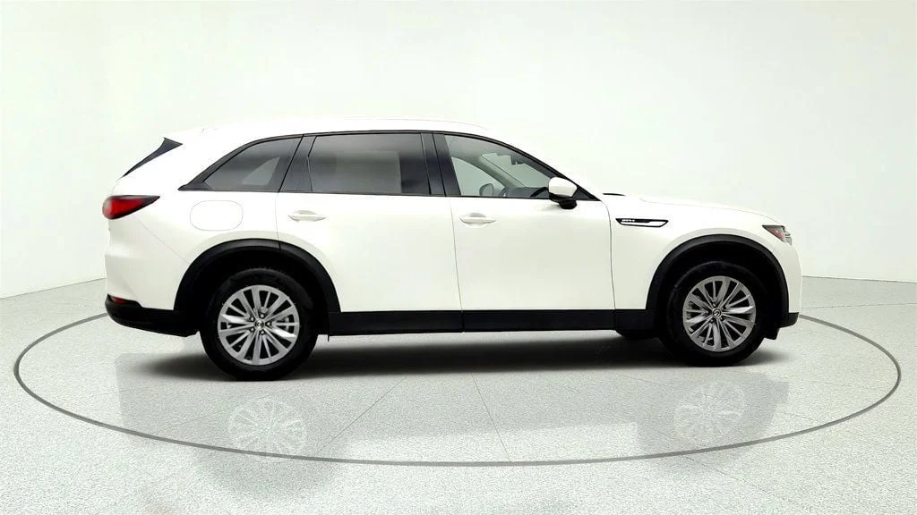 Used 2025 Rhodium White Premium Mazda Preferred Package AWD image 4