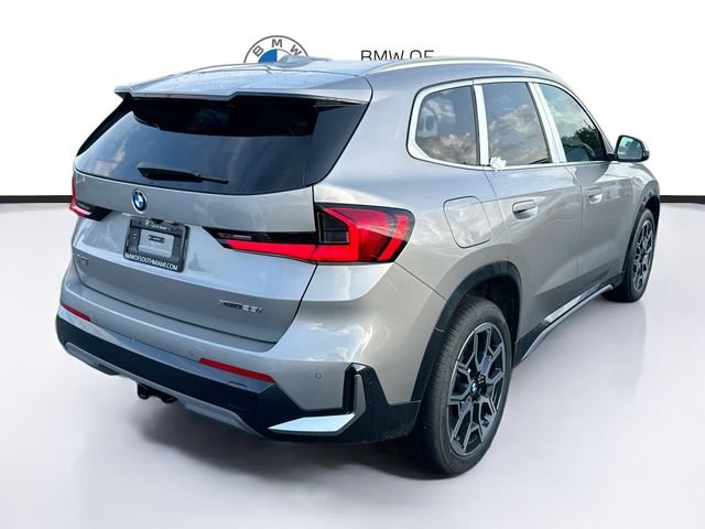 New 2026 Silver BMW xDrive28i image 6