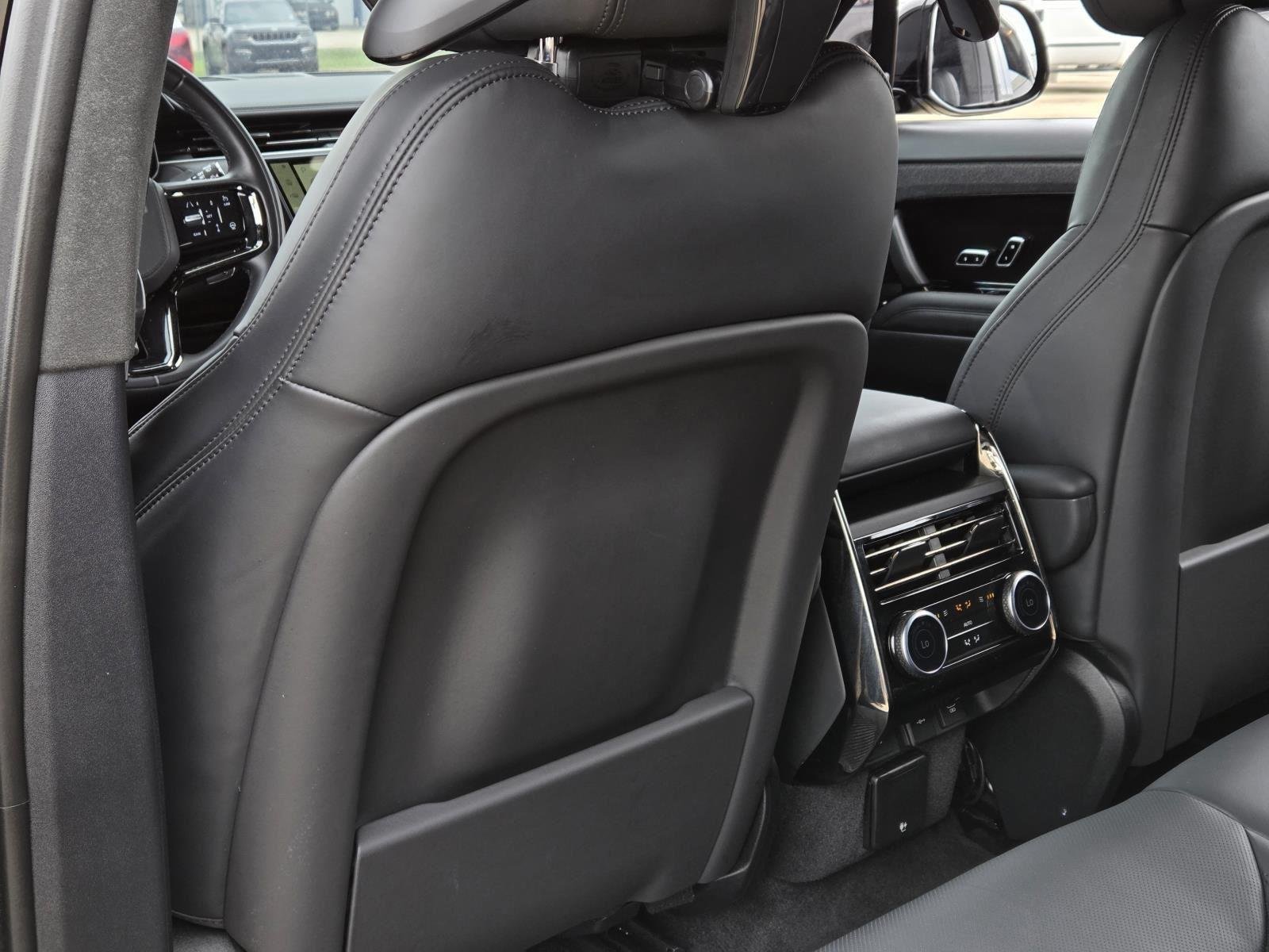 Used 2024 Santorini Black Metallic Land Rover Autobiography image 31