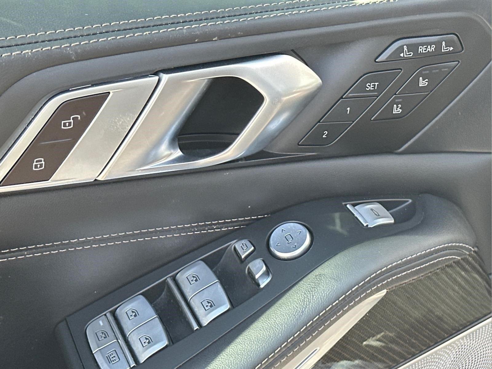 Used 2024 Brooklyn Grey Metallic BMW M60i image 22