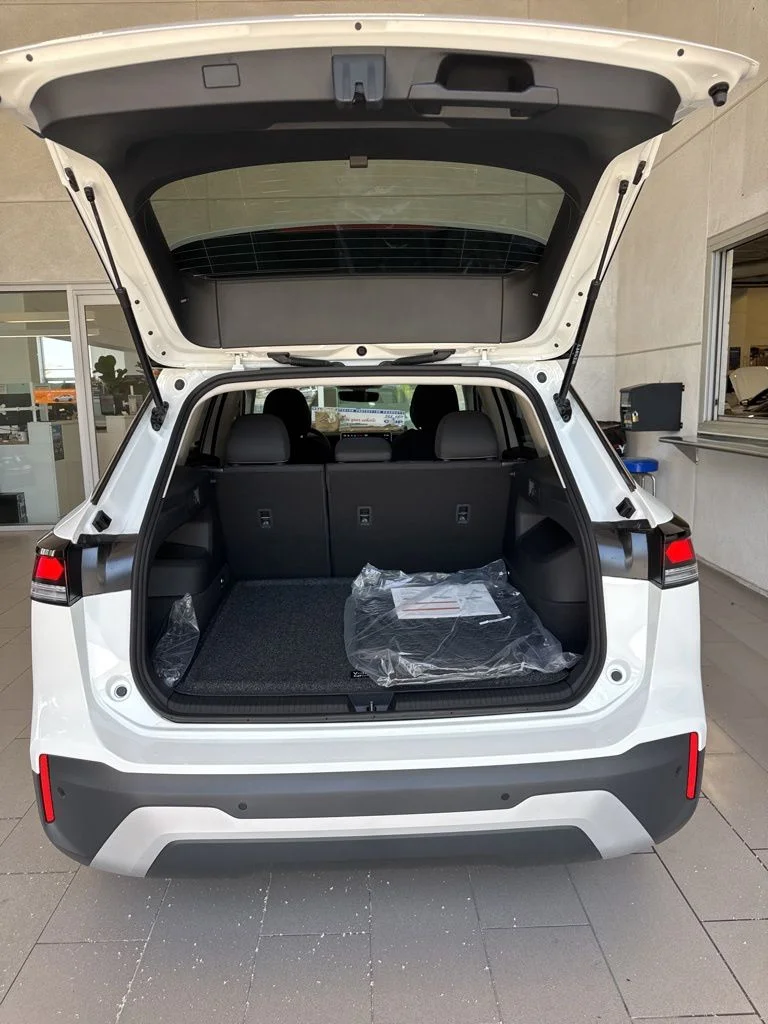 New 2026 White/off-white Volkswagen 2.0T S image 11