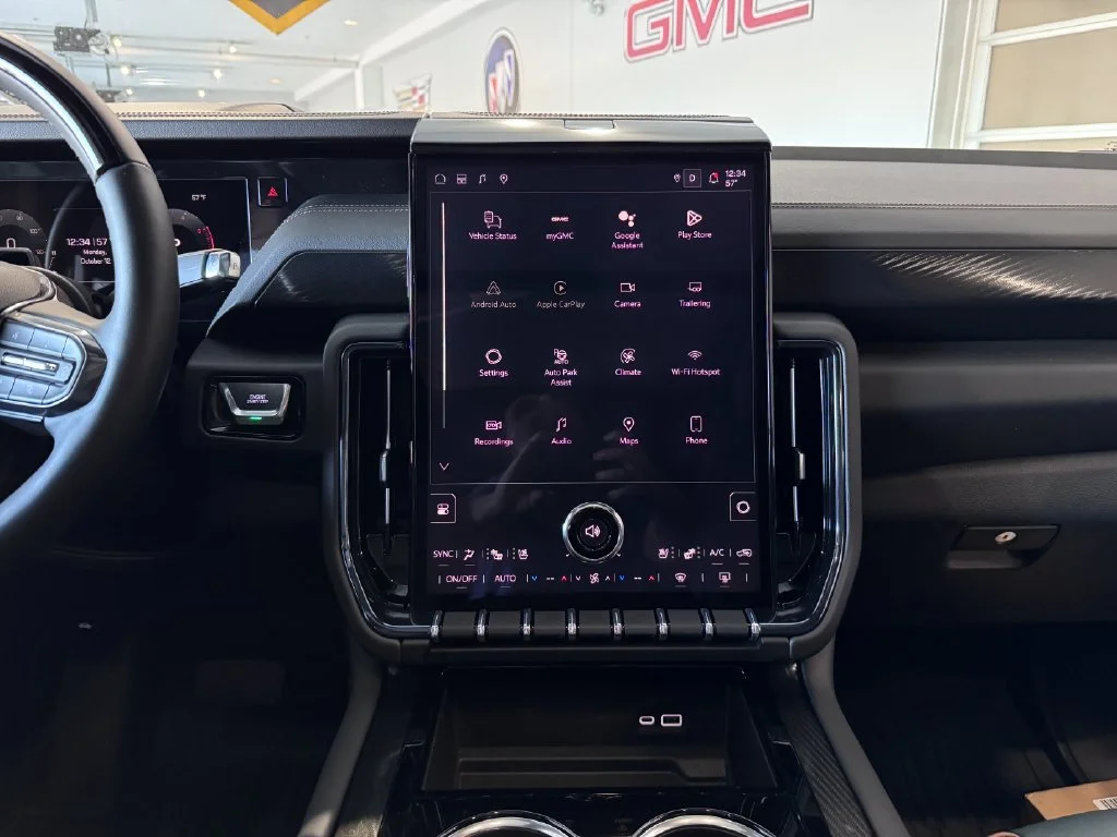 2026 GMC Yukon AT4 - Photo 22