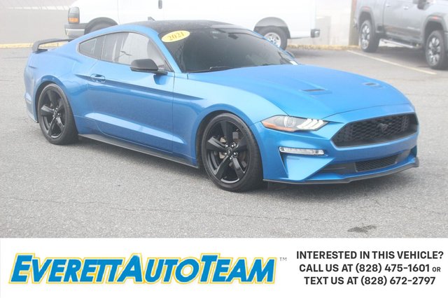 2021 Ford Mustang EcoBoost