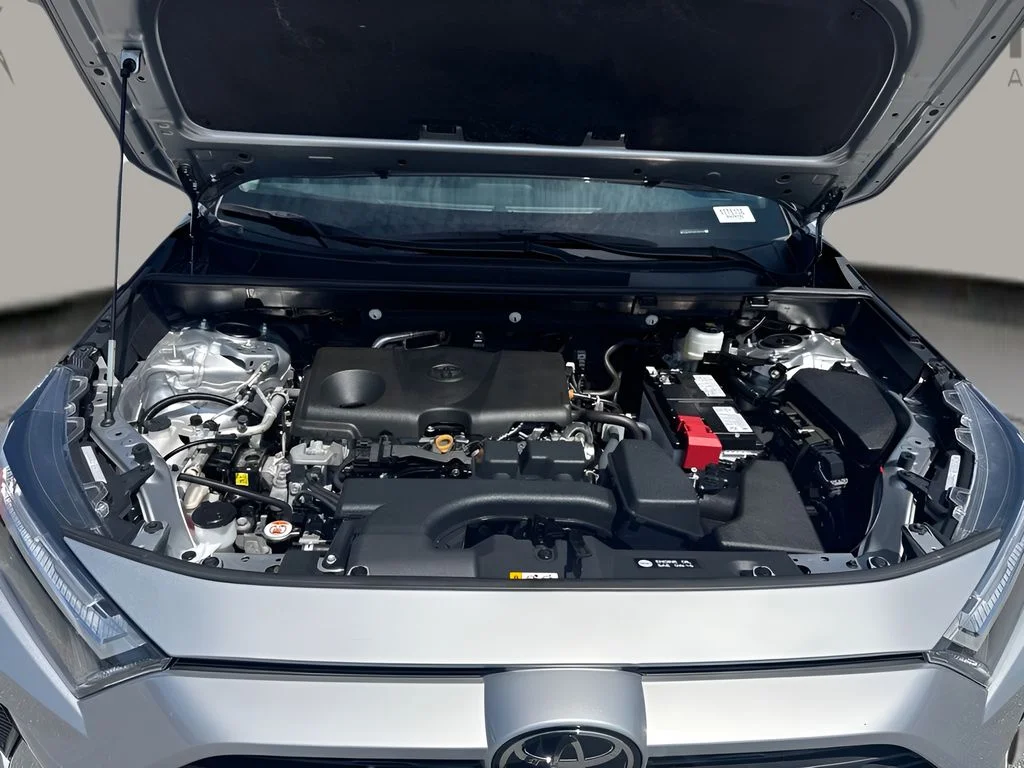 Used 2025 Silver Toyota XLE image 21