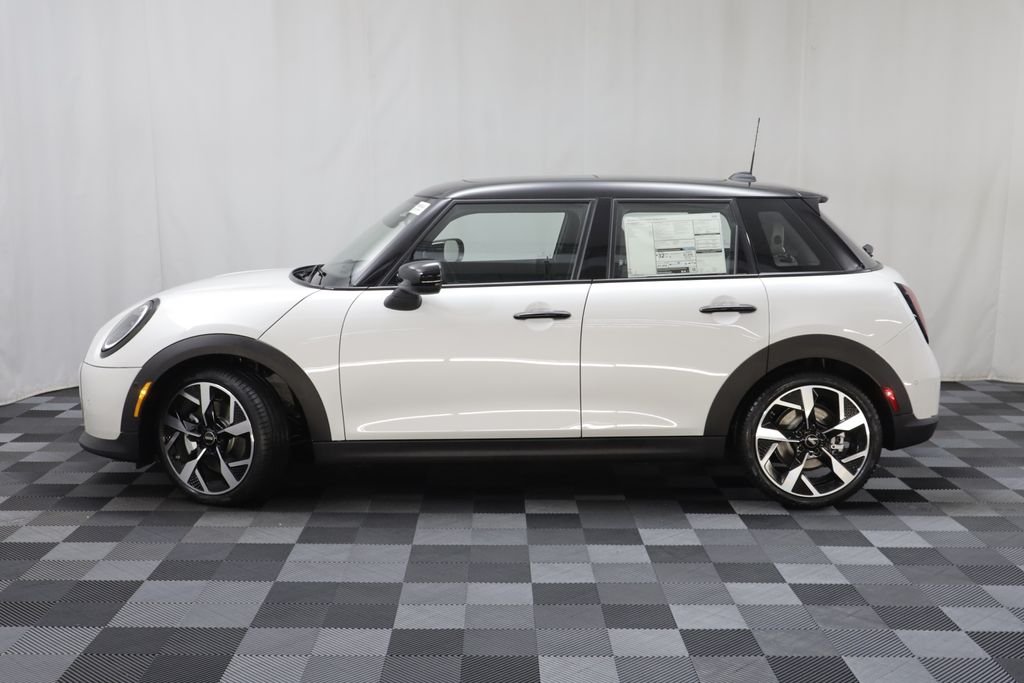 New 2026 White Metallic MINI Oxford Edition image 5