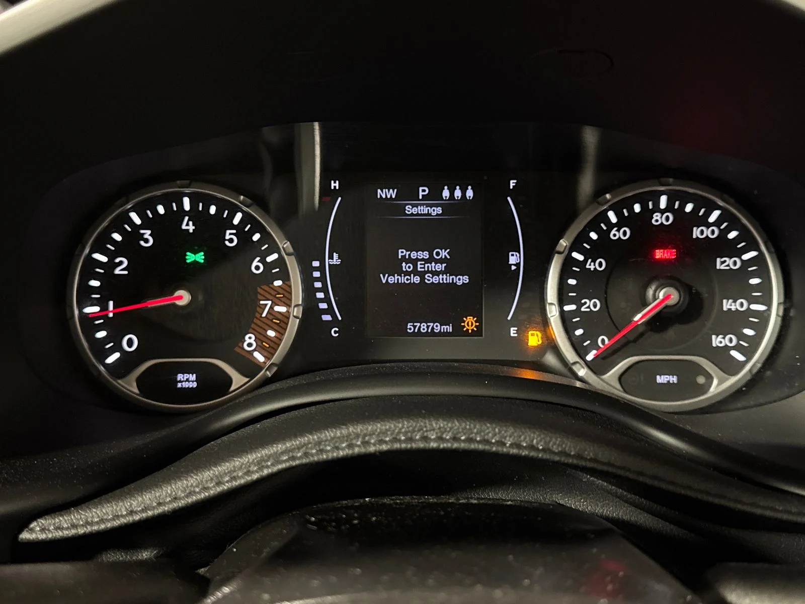 Used 2019 Crystal Metallic Jeep Sport image 20