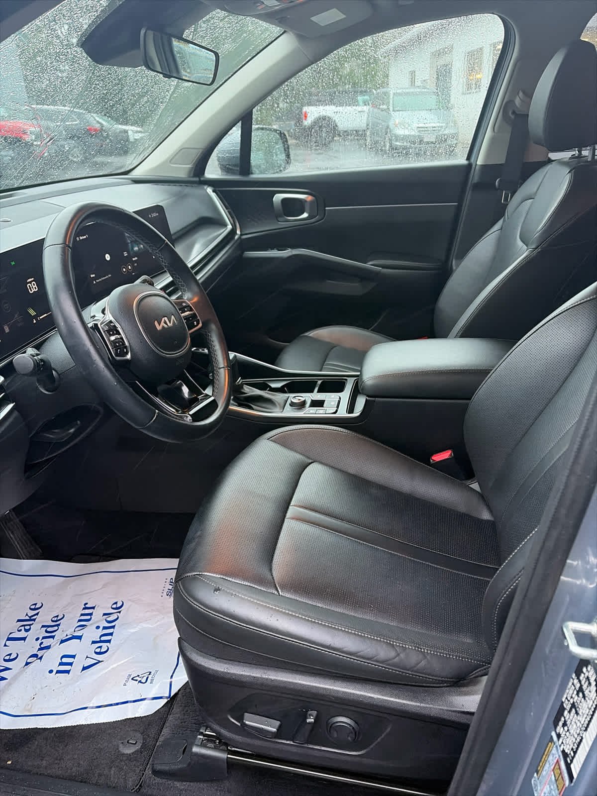 Used 2024 Everlasting Silver Kia S image 13