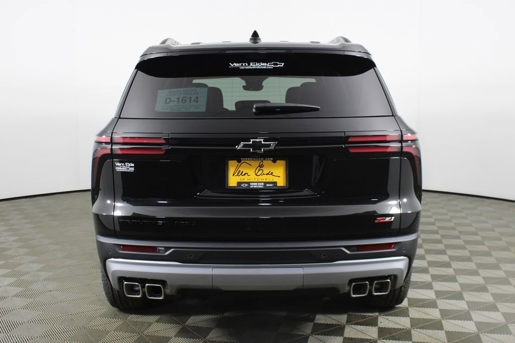 New 2026 Mosaic Black Metallic Chevrolet Z71 image 6