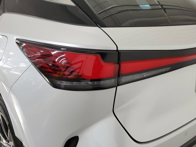 Certified Used 2023 White Lexus 350 Premium image 31