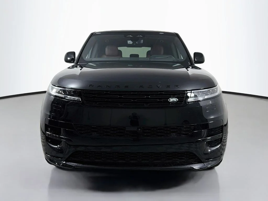 New 2027 Santorini Black Land Rover Dynamic SE image 2