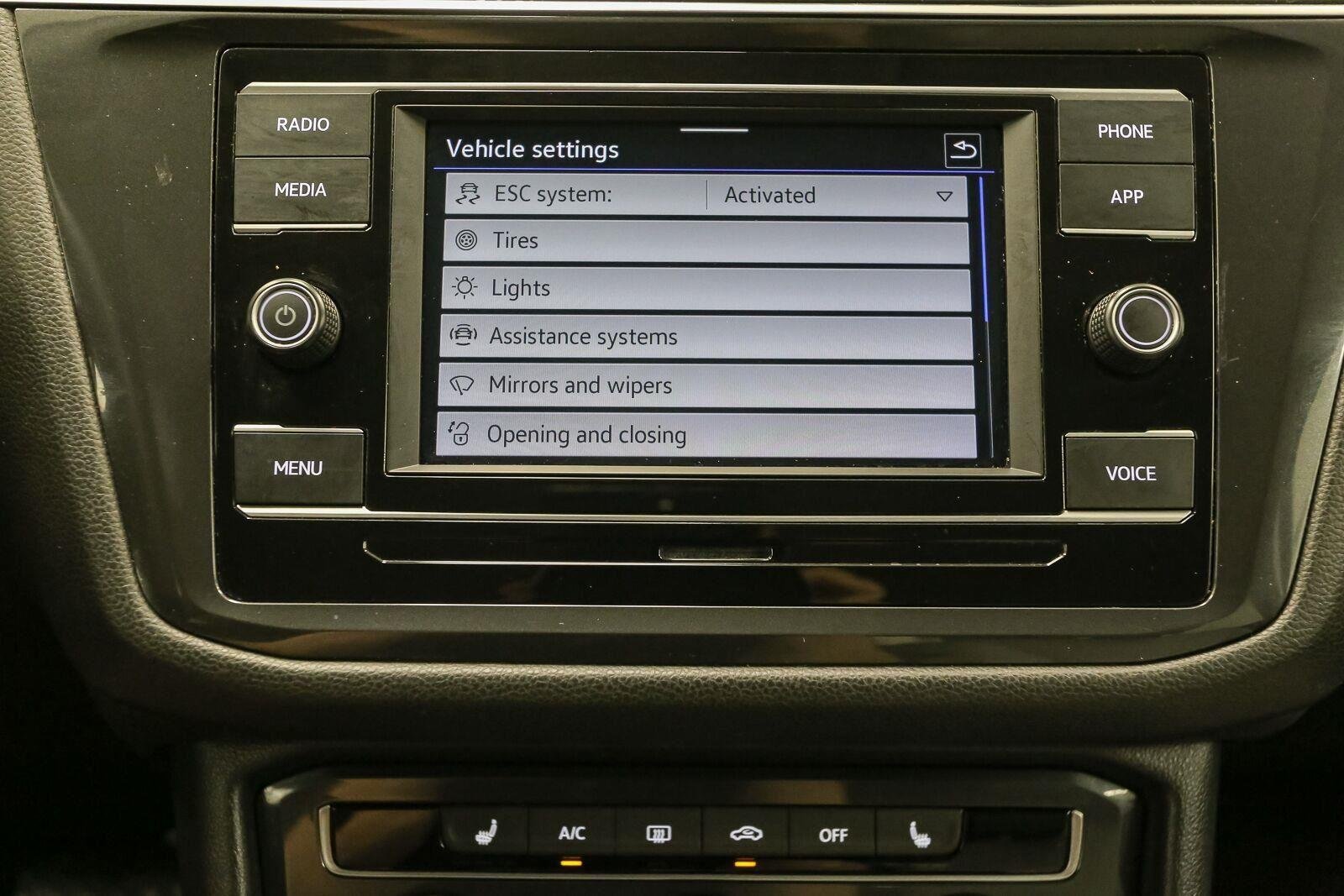 Used 2022 Deep Black Pearl Volkswagen S image 27