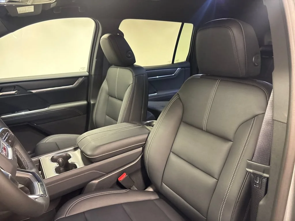 2026 GMC Acadia Elevation - Photo 25