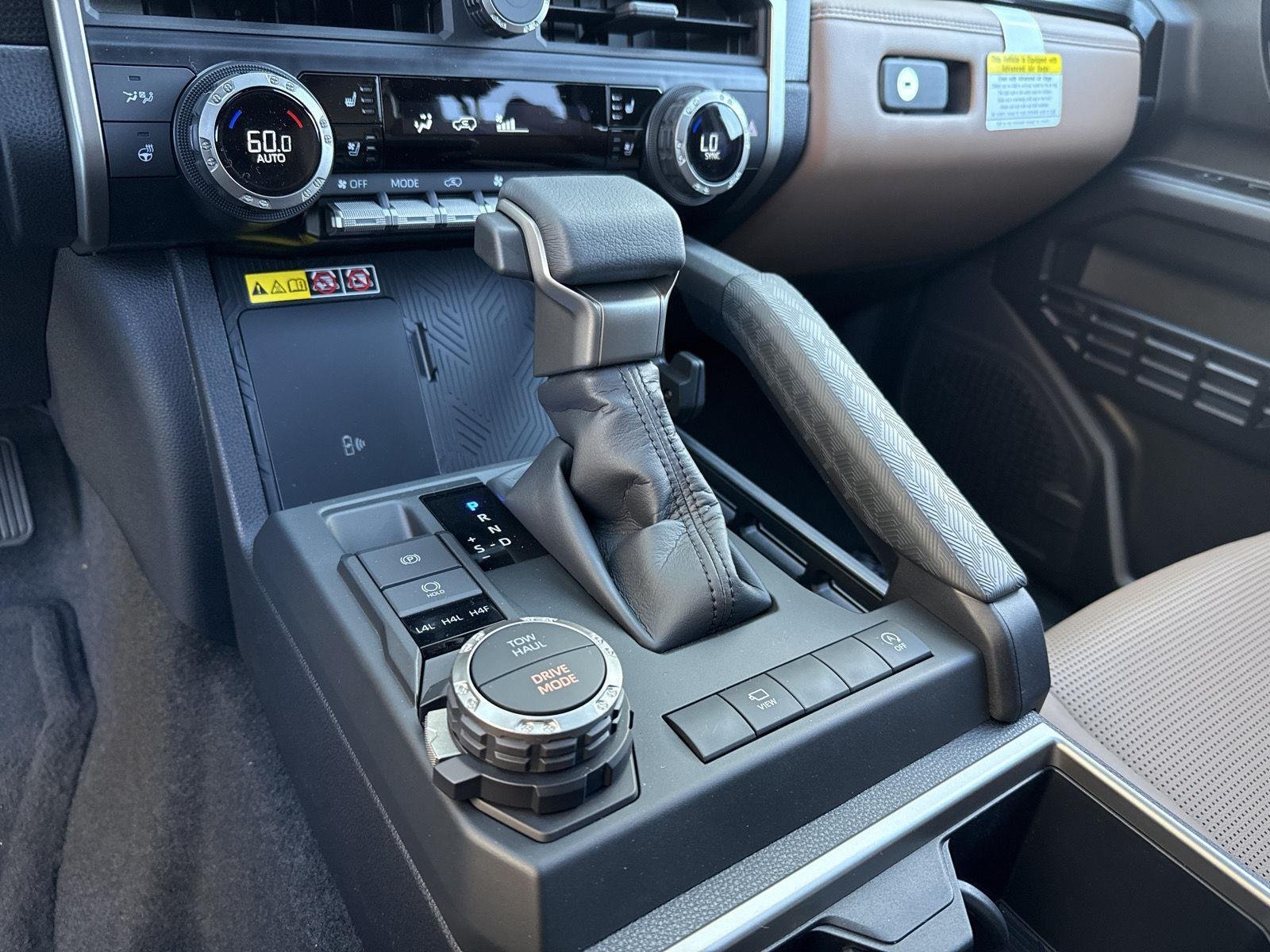 Used 2026 Wind Chill Pearl Toyota Limited image 26