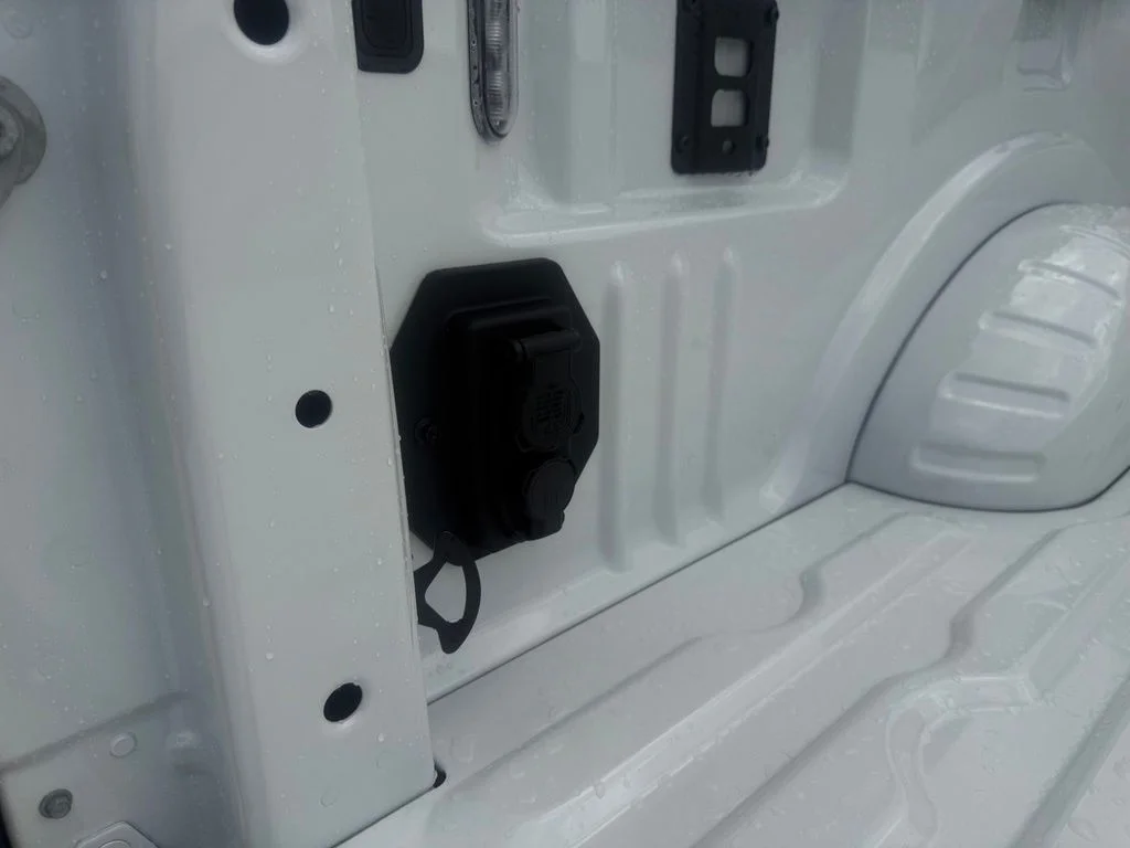 New 2026 Star White Metallic Tri-Coat Ford F-250® Platinum® image 54