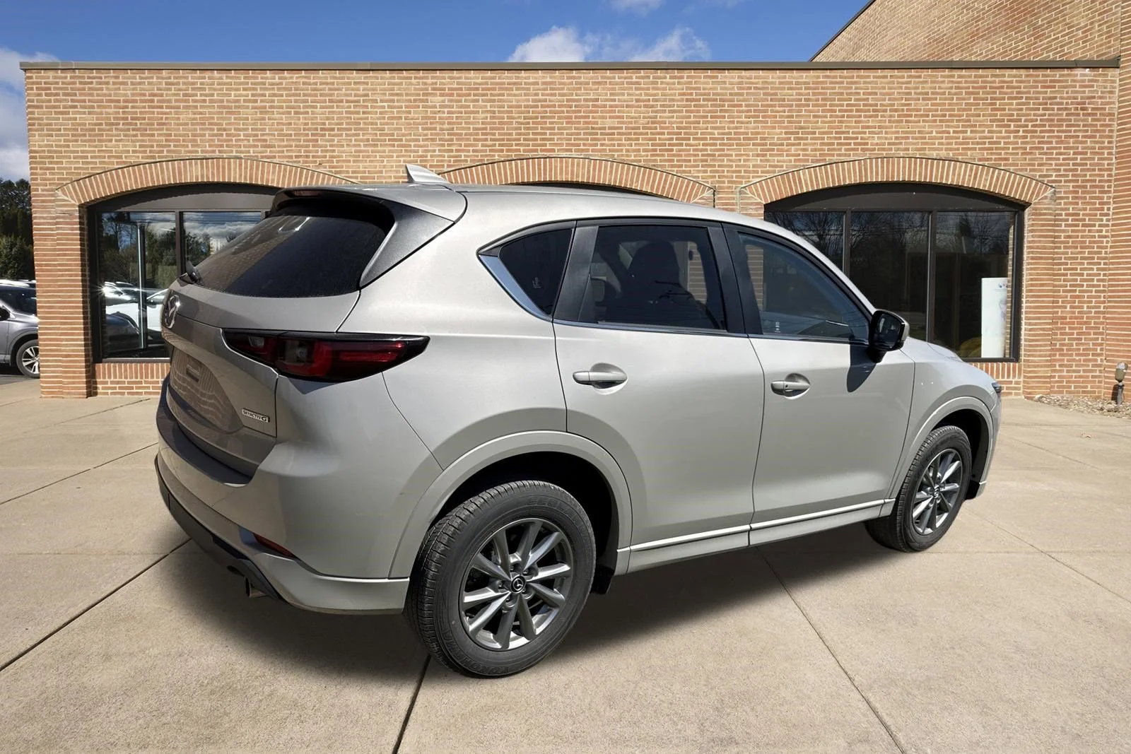 Used 2025 Platinum Quartz Metallic Mazda 2.5 S Preferred Package image 3