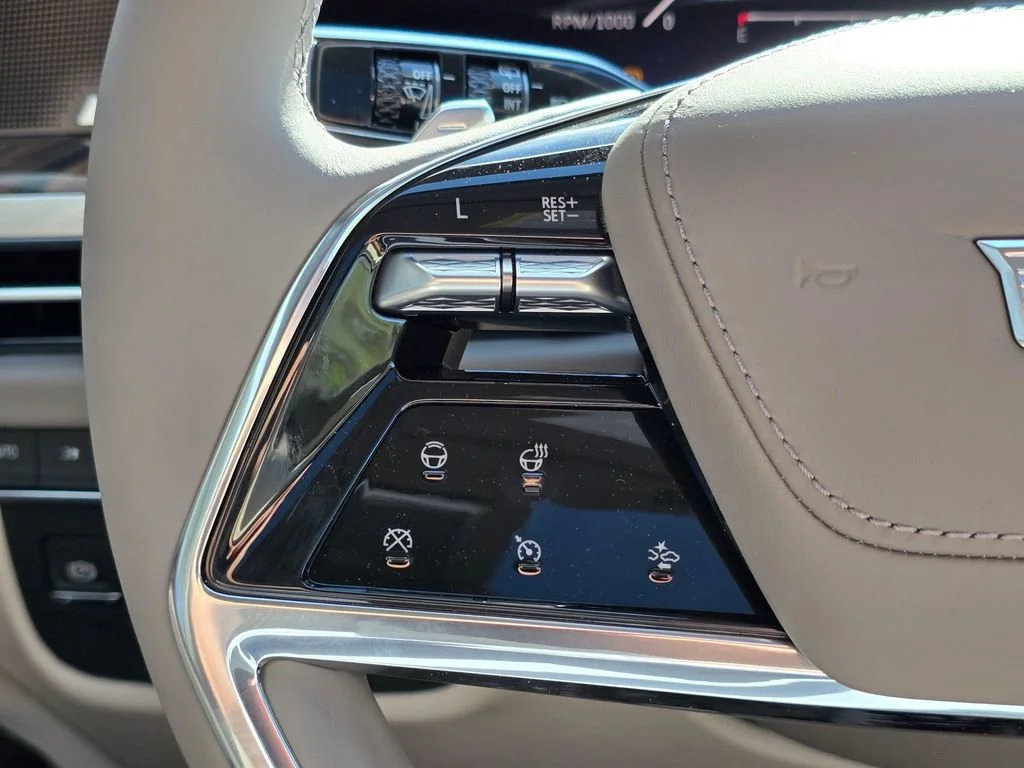 New 2026 Argent Silver Metallic Cadillac Platinum Sport image 35