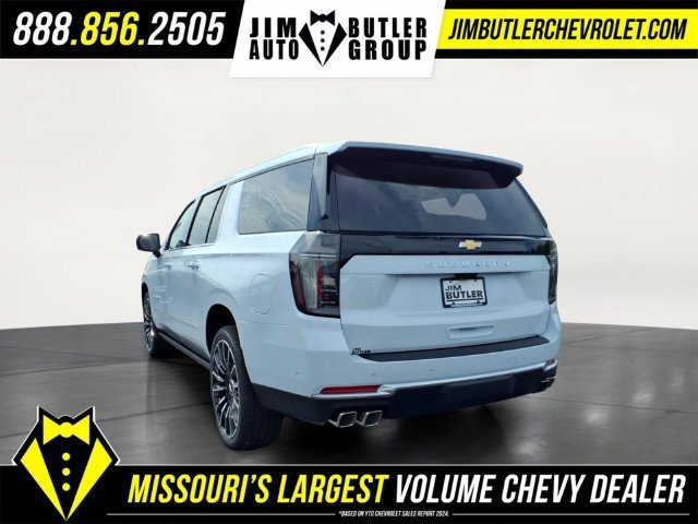 New 2027 Polar White Tricoat Chevrolet High Country image 2