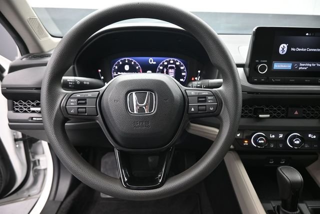 Used 2024 White Honda EX image 9