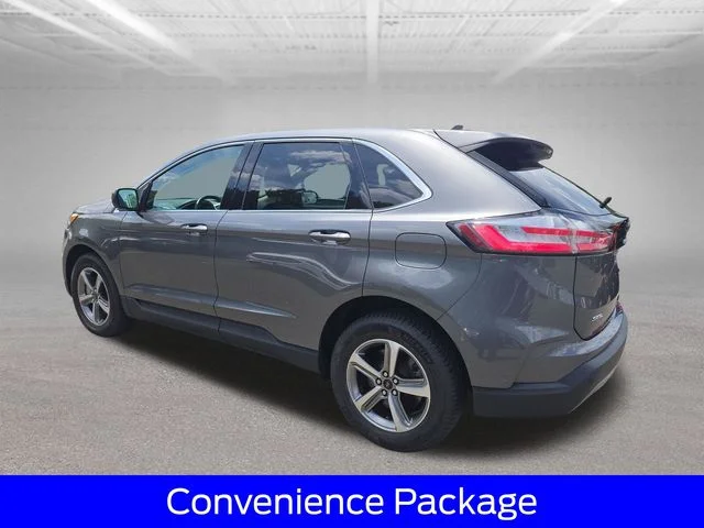 Used 2023 Gray Metallic Ford SEL image 4