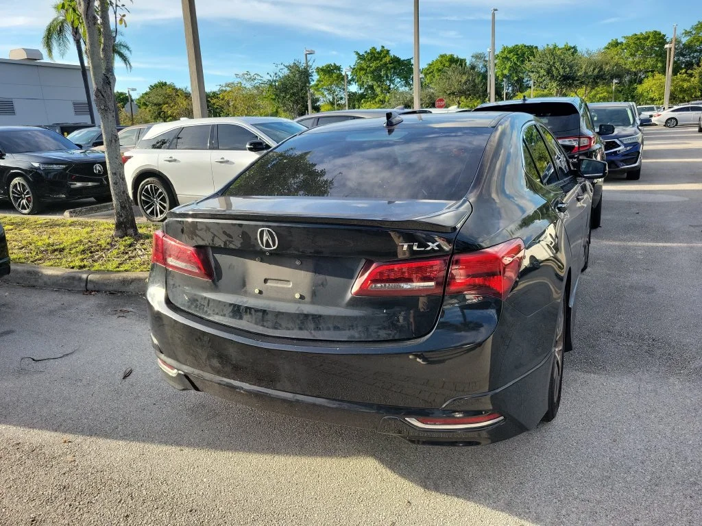Used 2016 Black Acura V6 image 8