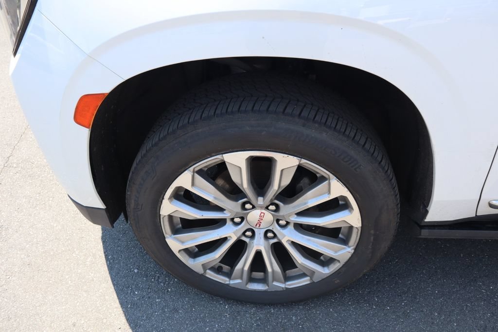 Used 2021 WHITE FROST TRICOAT GMC Denali image 8